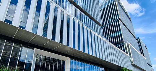 太仓招商局领导莅临 AI 小同商学院，共探全链条 AI + 教育创新路径